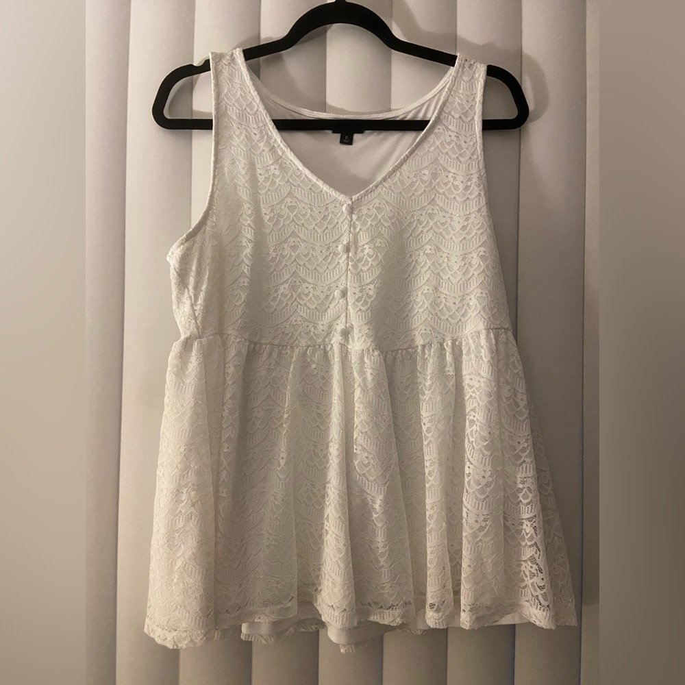 Torrid white lace babydoll tank top. Size 0